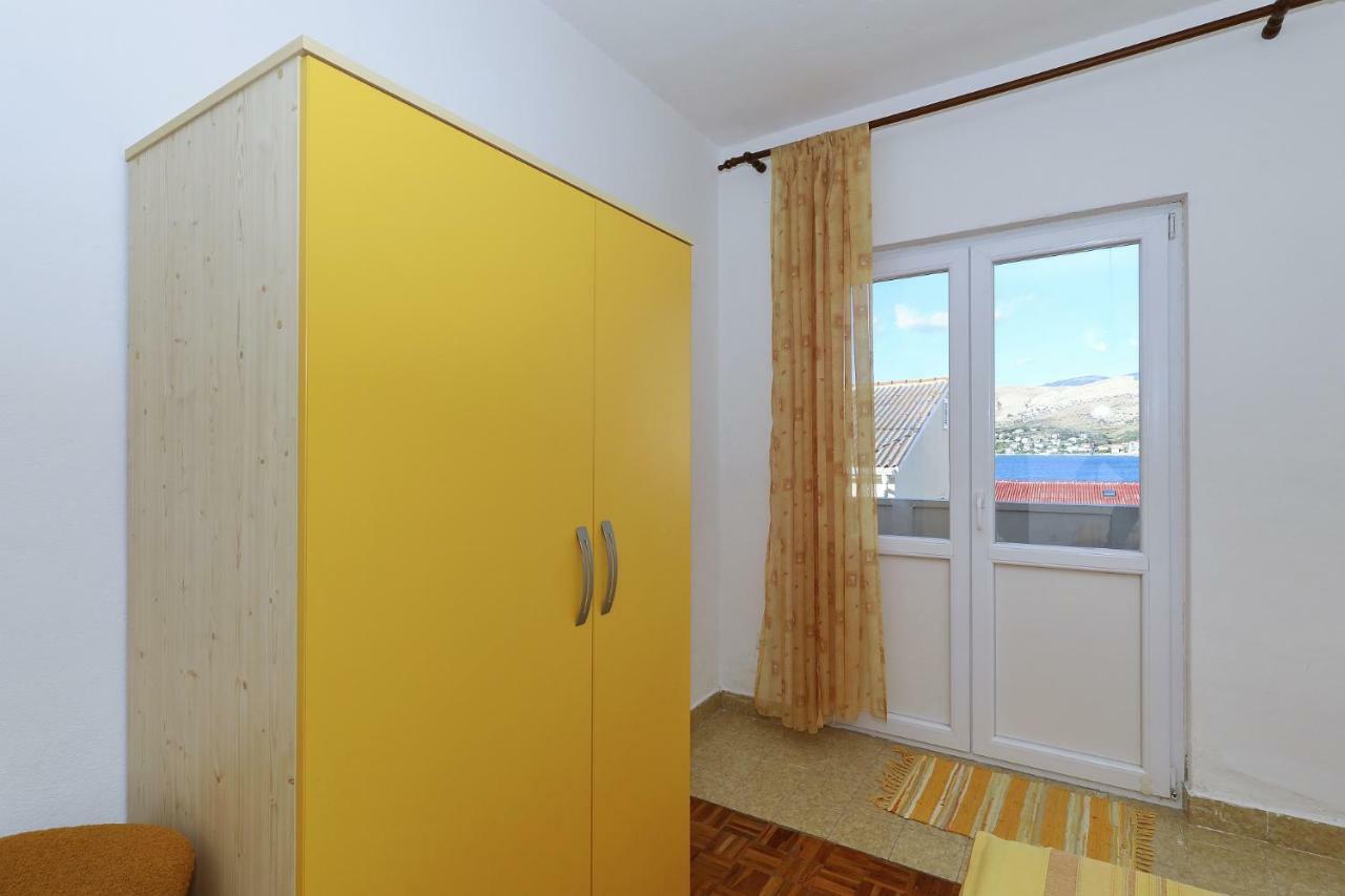Apartmani Mila Pag Town Exterior foto